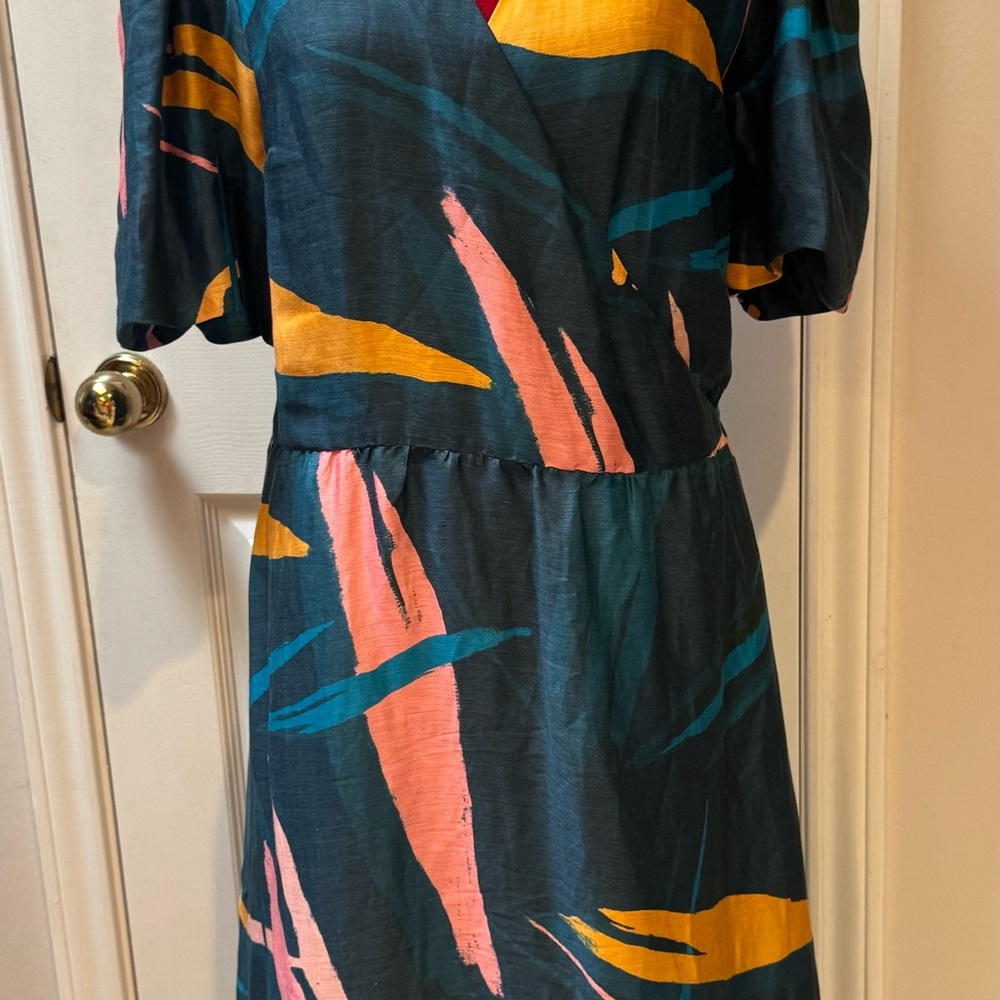 Colorful Abstract Print Dress - Picture 3 of 8